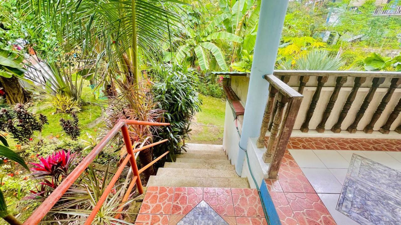 La Concepcion Cove Garden Resort Moalboal Bagian luar foto